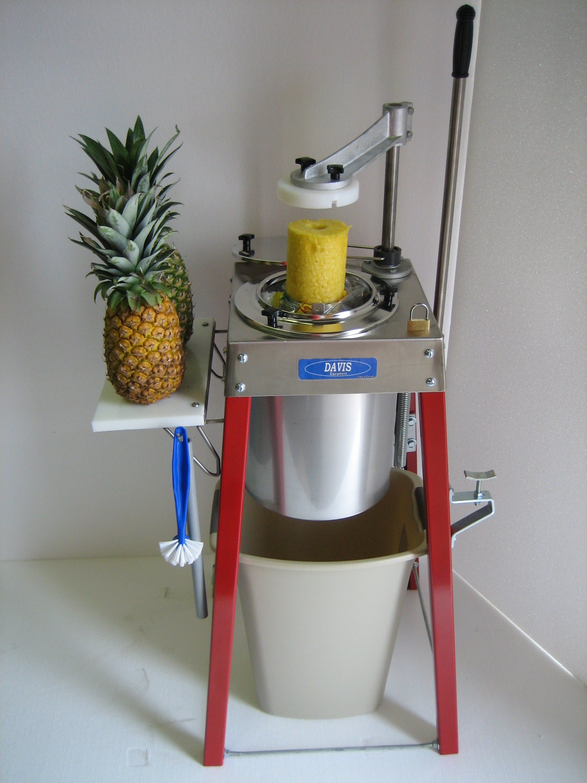 S961 Pineapple Peeler & Corer: Floor Model – Shop Juicernet